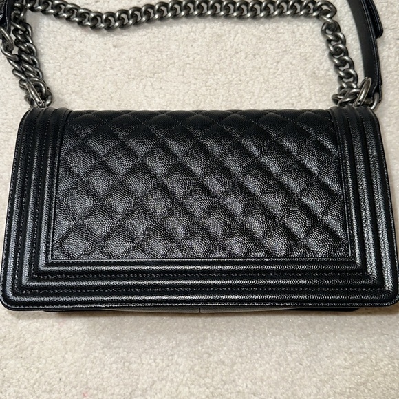 Chanel (old medium) caviar boy bag - Picture 7 of 11